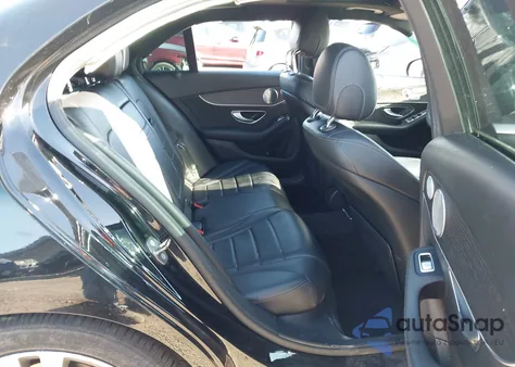 2019 Mercedes-Benz C 300 from USA, damaged, VIN 55SWF8DB3KU302808